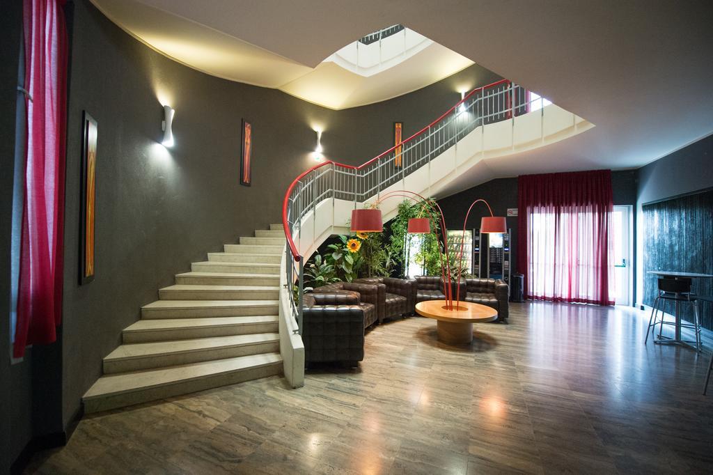 Residenza Cenisio, Milan